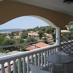Marinos At Lourdata Village * 劳德哈塔