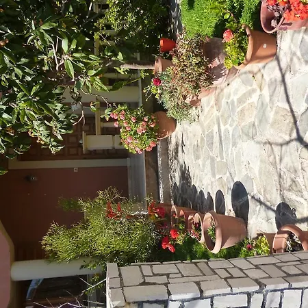 Marinos At Lourdata Village