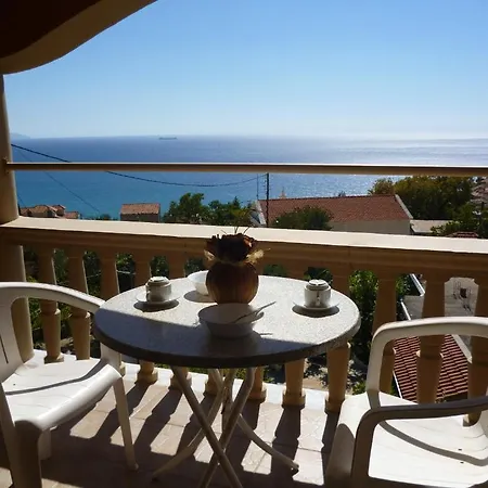 Marinos At Lourdata Village *